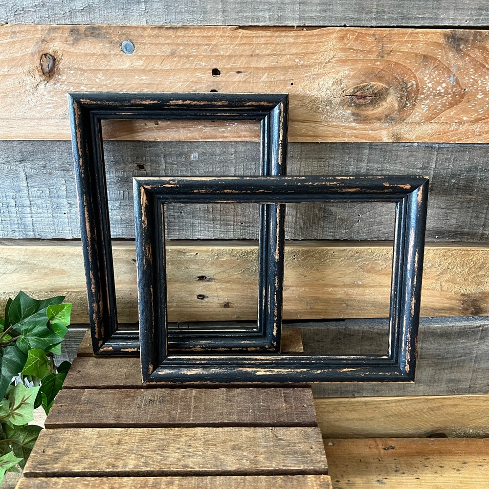 Home Accents Set of 2  Distressed 5x7 Black Picture Frames